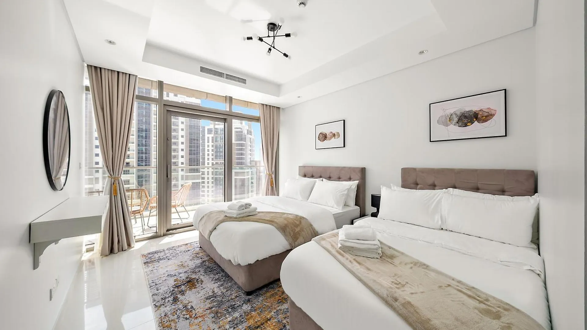 Stylish 2Br Apt In 5 Star Hotel With Burj Khalifa Views Dubai Apartment