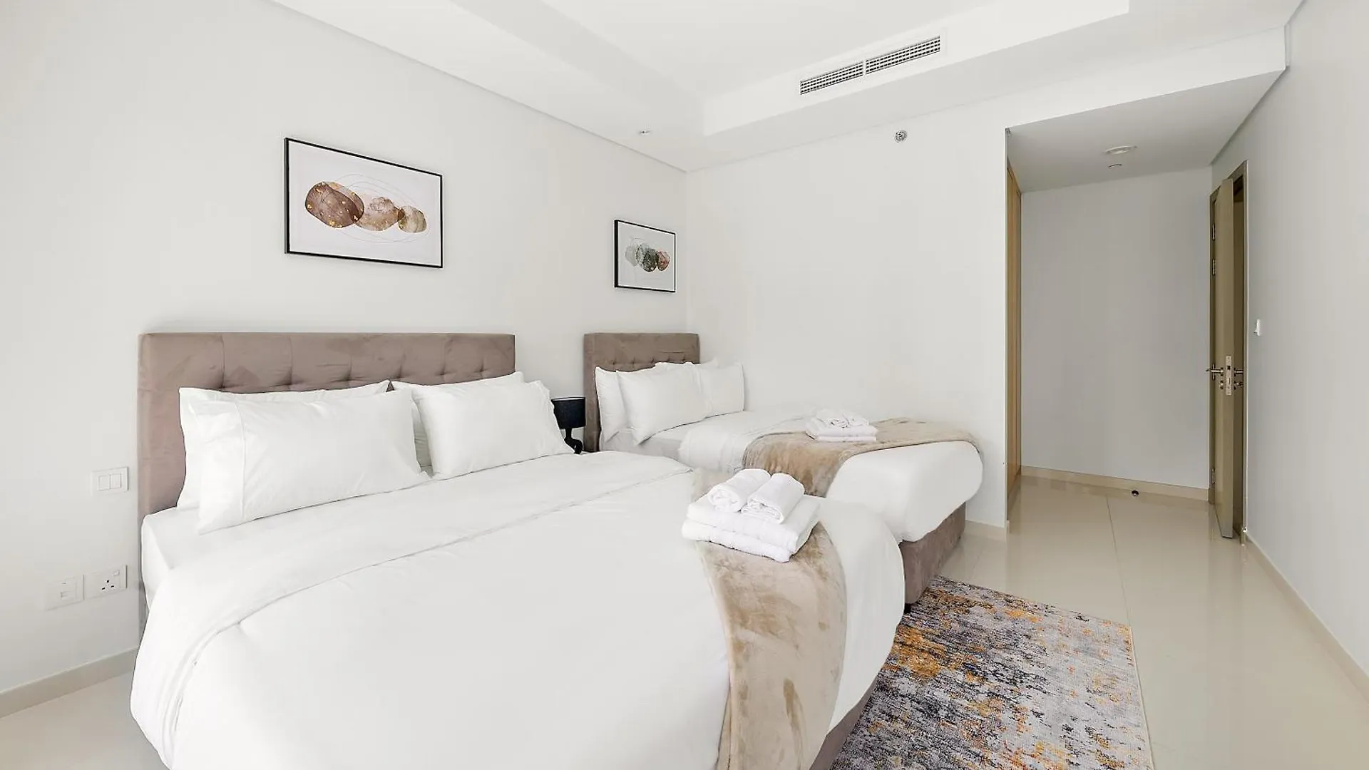 Stylish 2Br Apt In 5 Star Hotel With Burj Khalifa Views Dubai